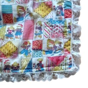 Vintage‎ Colorful Patchwork Quilt with Lace Trim